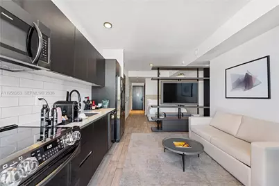 398 NE 5th St #1408, Miami, FL 33132 - Photo 1