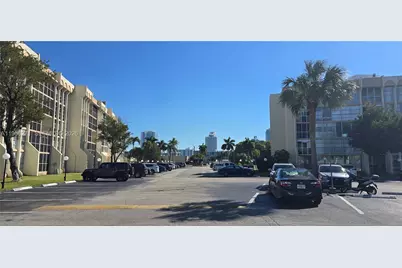 601 Three Islands Blvd #107, Hallandale Beach, FL 33009 - Photo 36