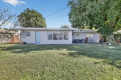4441 NE 17th Ave, Oakland Park, FL 33334 - Photo 32