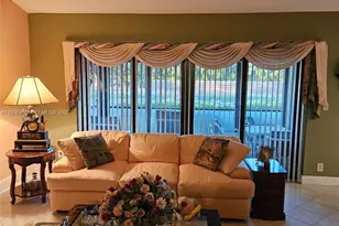 10301 Greenbriar Ct, Boca Raton, FL 33498 - Photo 8