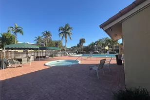 9412 NW 39th St, Sunrise, FL 33351 - Photo 4