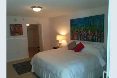 1200 Brickell Bay Dr #1612, Miami, FL 33131 - Photo 12