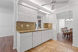 1110 NW 90th Way, Plantation, FL 33322 - Photo 12