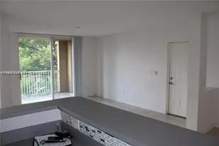 11177 SW 8th St, Pembroke Pines, FL 33025 - Photo 12