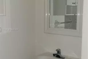 16679 Hemingway Dr, Weston, FL 33326 - Photo 6