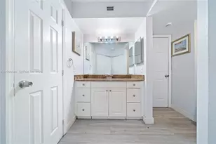 10551 W Broward Blvd, Plantation, FL 33324 - Photo 10