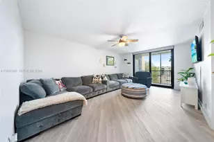 10551 W Broward Blvd, Plantation, FL 33324 - Photo 2