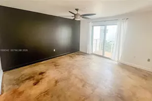 7744 Collins Ave, Miami Beach, FL 33141 - Photo 8