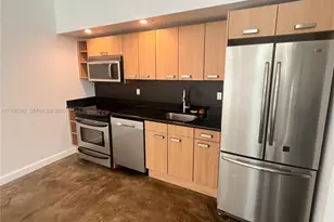 7744 Collins Ave, Miami Beach, FL 33141 - Photo 6