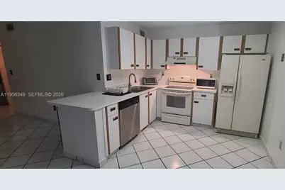 3564 Magellan Cir #211-1, Aventura, FL 33180 - Photo 10