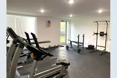 250 180th Dr #254, Sunny Isles Beach, FL 33160 - Photo 2