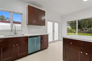 2359 NW 64th St, Miami, FL 33147 - Photo 12