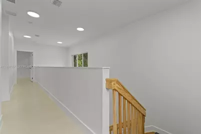2359 NW 64th St, Miami, FL 33147 - Photo 24