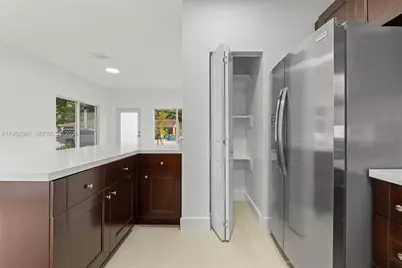 2359 NW 64th St, Miami, FL 33147 - Photo 10