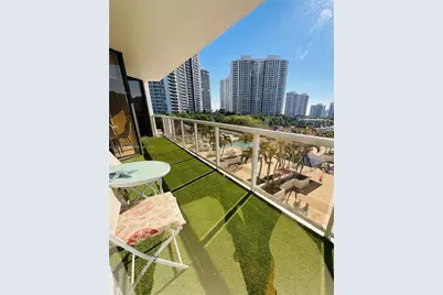 3640 Yacht Club Dr #609, Aventura, FL 33180 - Photo 10