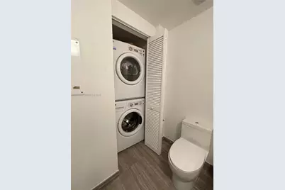 1010 Brickell Ave #3708, Miami, FL 33131 - Photo 16