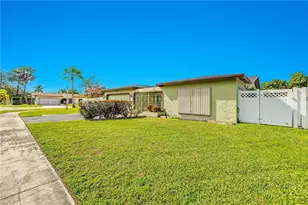 1102 NW 89th Terrace, Pembroke Pines, FL 33024 - Photo 32