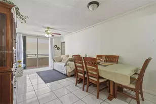8321 NW 7th St, Miami, FL 33126 - Photo 16