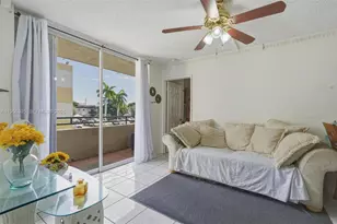8321 NW 7th St, Miami, FL 33126 - Photo 22