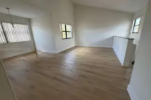 10231 Fontainebleau Blvd, Miami, FL 33172 - Photo 2