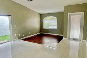 4249 SW 154th Ave, Miami, FL 33185 - Photo 4