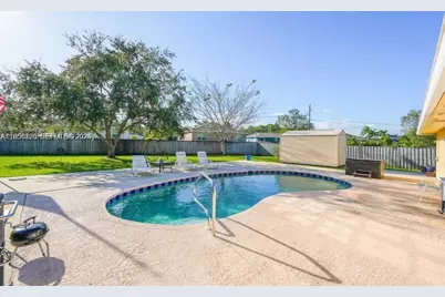 714 NE Lanfair St, Port Saint Lucie, FL 34983 - Photo 12