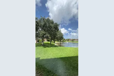 900 Twin Lakes Dr #8-A, Coral Springs, FL 33071 - Photo 2