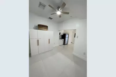 12715 NW 7th St, Miami, FL 33182 - Photo 10