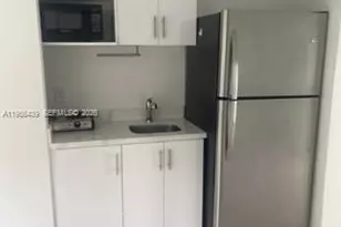 12715 NW 7th St, Miami, FL 33182 - Photo 16