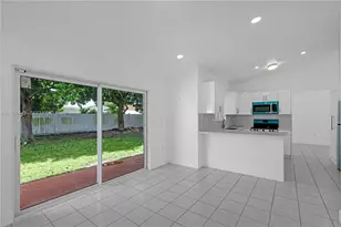 15322 SW 177th Terrace, Miami, FL 33187 - Photo 12