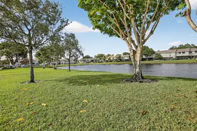 10431 NW 3rd St, Pembroke Pines, FL 33026 - Photo 34