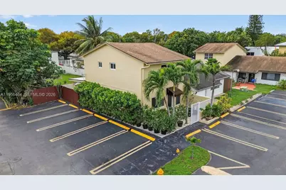 2455 SW 11th St #7-A, Miami, FL 33135 - Photo 4
