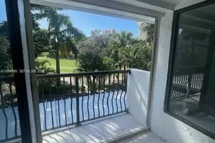 20408 NE 34th Ct, Aventura, FL 33180 - Photo 6