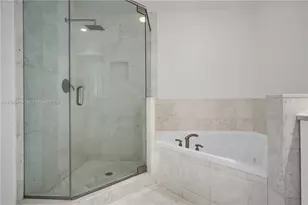 901 Brickell Key Blvd, Miami, FL 33131 - Photo 22