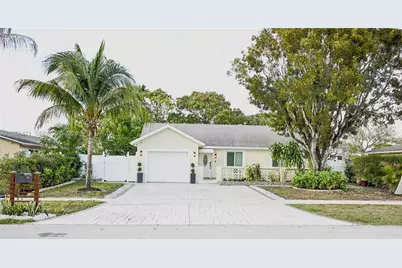 7105 SW 3rd Ct, North Lauderdale, FL 33068 - Photo 1