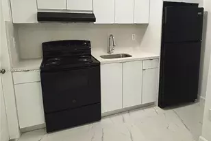 2154 SW 4th St, Miami, FL 33135 - Photo 4