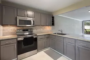 1351 NE 191st St, Miami, FL 33179 - Photo 10