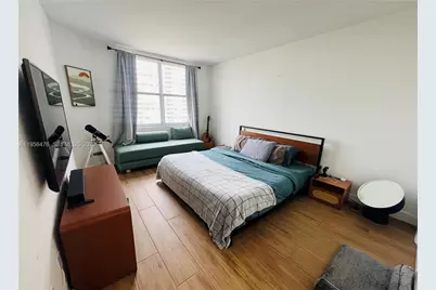 1980 S Ocean Dr #9M, Hallandale Beach, FL 33009 - Photo 4