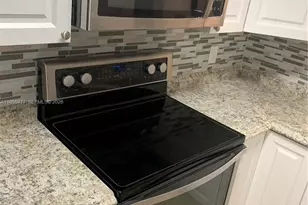 1013 Coral Club Dr, Coral Springs, FL 33071 - Photo 8