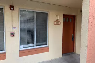 1013 Coral Club Dr, Coral Springs, FL 33071 - Photo 2