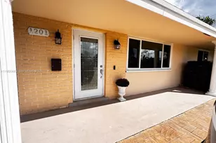 1201 NW 78th Ave, Pembroke Pines, FL 33024 - Photo 18
