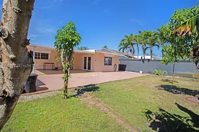 1201 NW 78th Ave, Pembroke Pines, FL 33024 - Photo 34