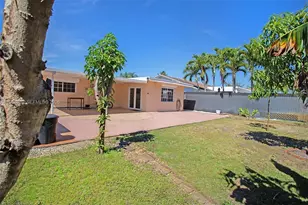 1201 NW 78th Ave, Pembroke Pines, FL 33024 - Photo 34