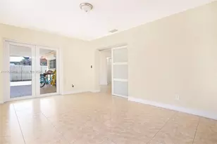 1201 NW 78th Ave, Pembroke Pines, FL 33024 - Photo 18