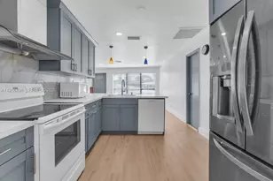 1101 NE 24th Ct, Pompano Beach, FL 33064 - Photo 10