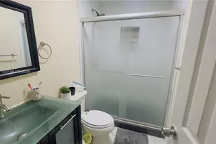 3310 NW 19th Terrace, Miami, FL 33125 - Photo 24