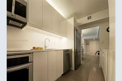 2333 Brickell Ave #1507, Miami, FL 33129 - Photo 10