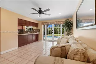 11230 SW 59th Pl, Cooper City, FL 33330 - Photo 4