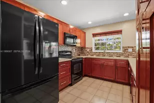 11230 SW 59th Pl, Cooper City, FL 33330 - Photo 12