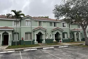 1542 SE 24th Ct, Homestead, FL 33035 - Photo 2